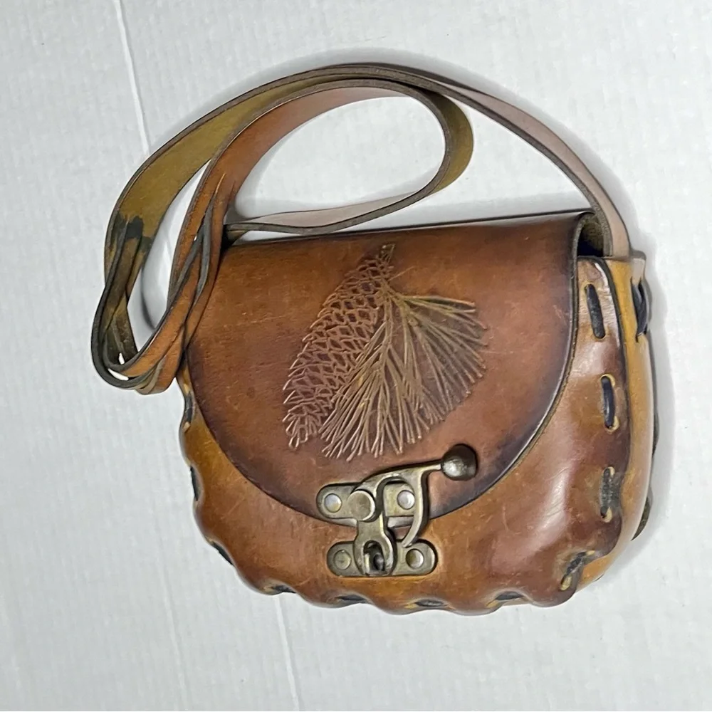 Vintage Tooled Leather Structured Crossbody Bag - Picture 11 of 15